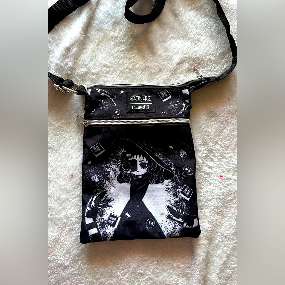 Loungefly Lydia crossbody bag!